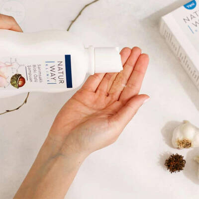 Otacı Naturway Klinik Extra Sarımsaklı Bitki Özlü Şampuan 500 ml - 3